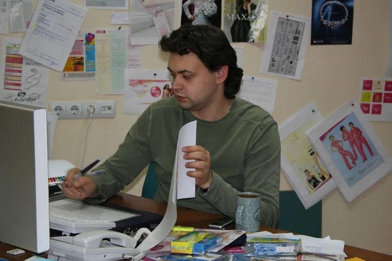 Vladimir Shmoylov bei der Arbeit, 2007