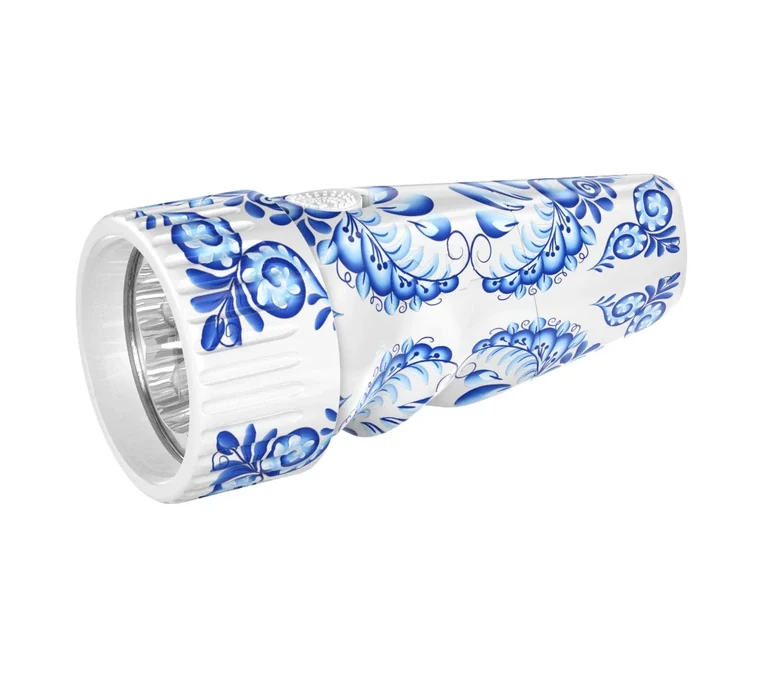 ERA / Taschenlampen — Taschenlampe · Dekoratives Konzept · Blaue Farbvariante · Weiße Farbvariante · Blumendekor