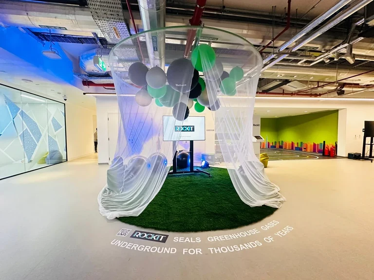 ROCKIT / Heriot-Watt University — Visuelle Identität · Installation