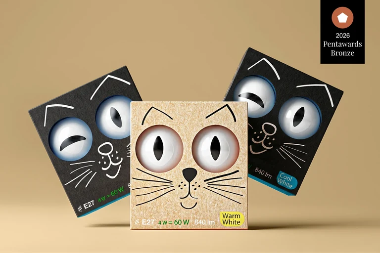 Cat’s Eye — Schwarze Pupillenaufkleber verleihen denselben Leuchtmitteln unterschiedliche Gesichtsausdrücke